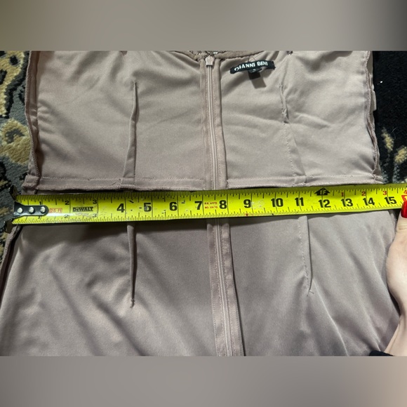 Gianni Bini Rose Gold Sequin Mermaid Gown – Formal / Wedding Guest NYE Party 6/8 - Picture 10 of 12